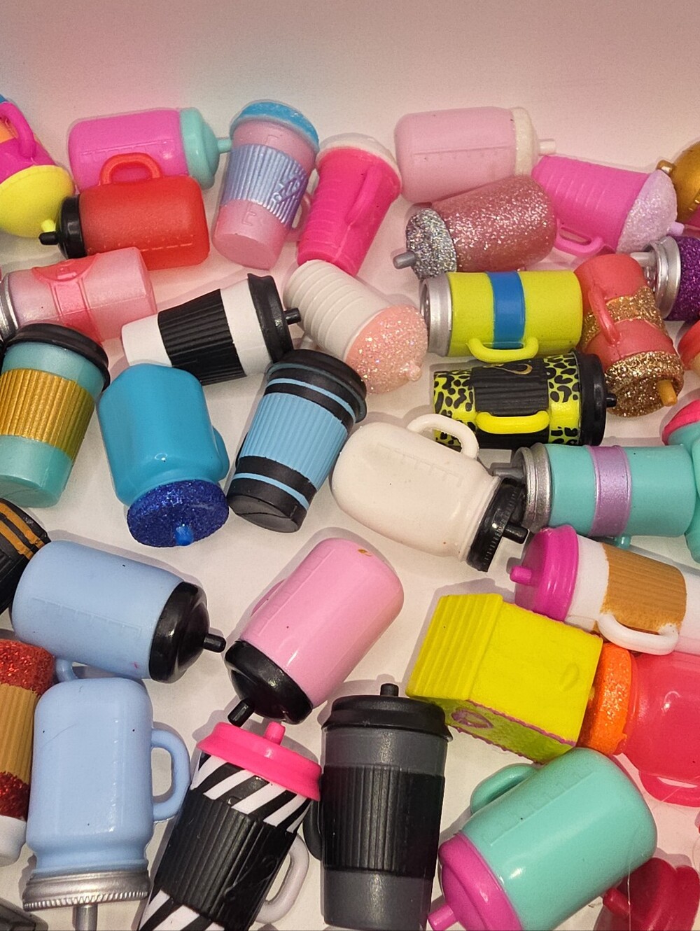 LOL Surprise Sippy Cups Water Bottles POP Mug Drinks Lot OMG Accessories - Picture 2 of 4